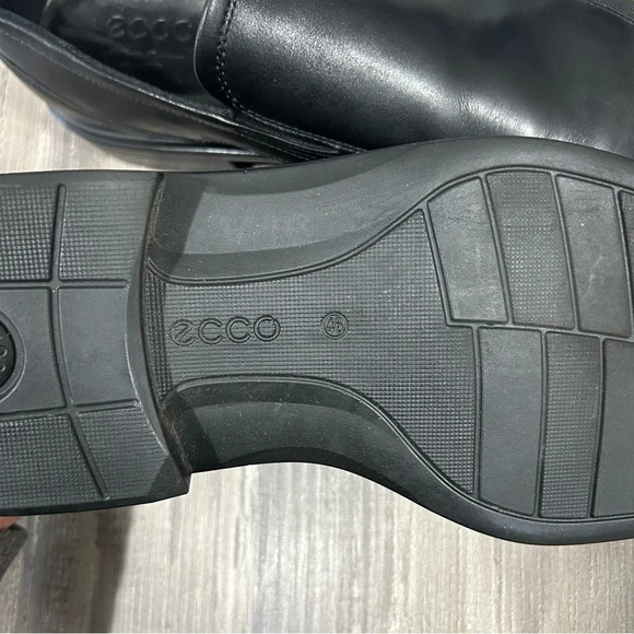 Loafers_&_Slip_Ons